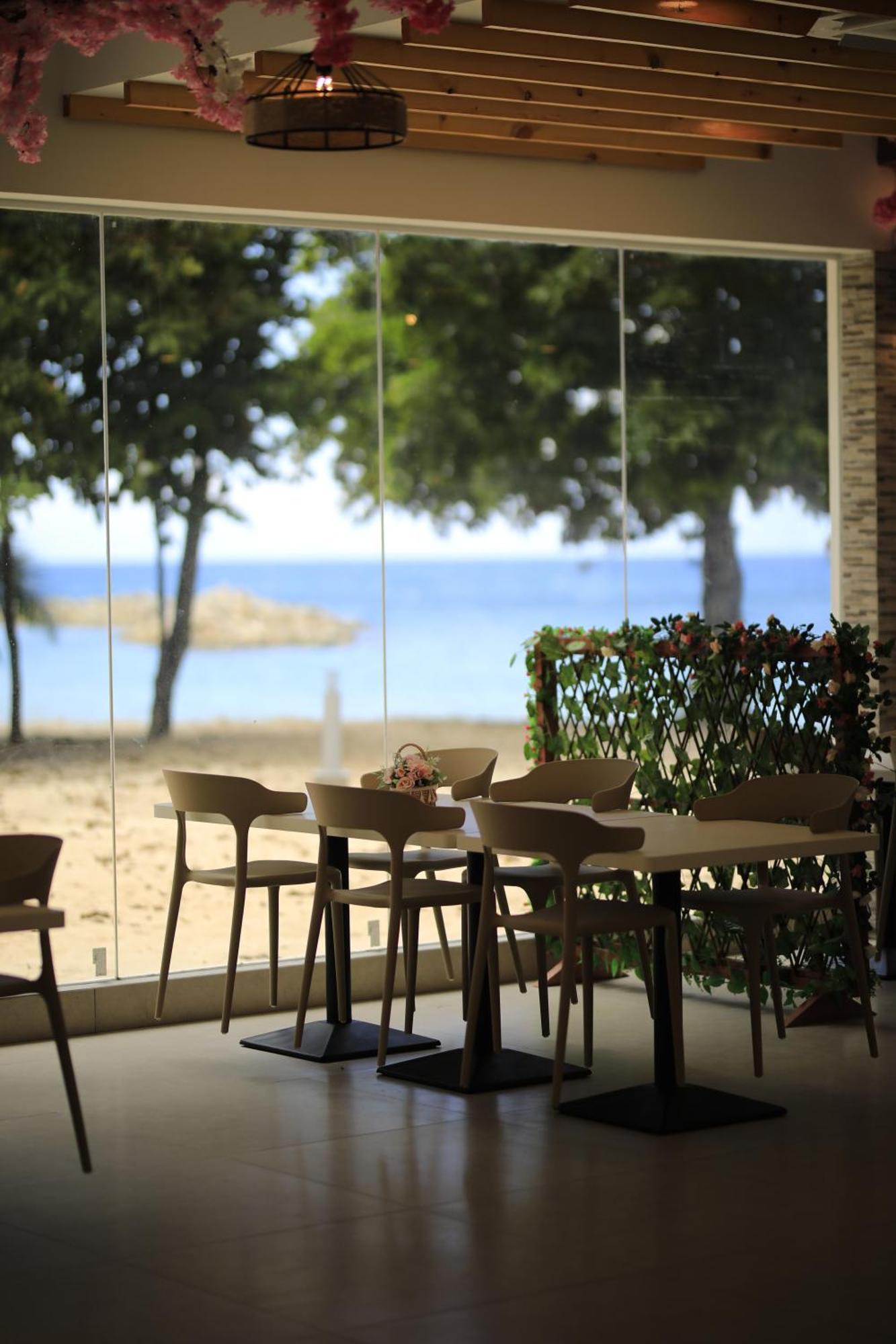 Dolphin Bay Island Resort Kota Belud 외부 사진
