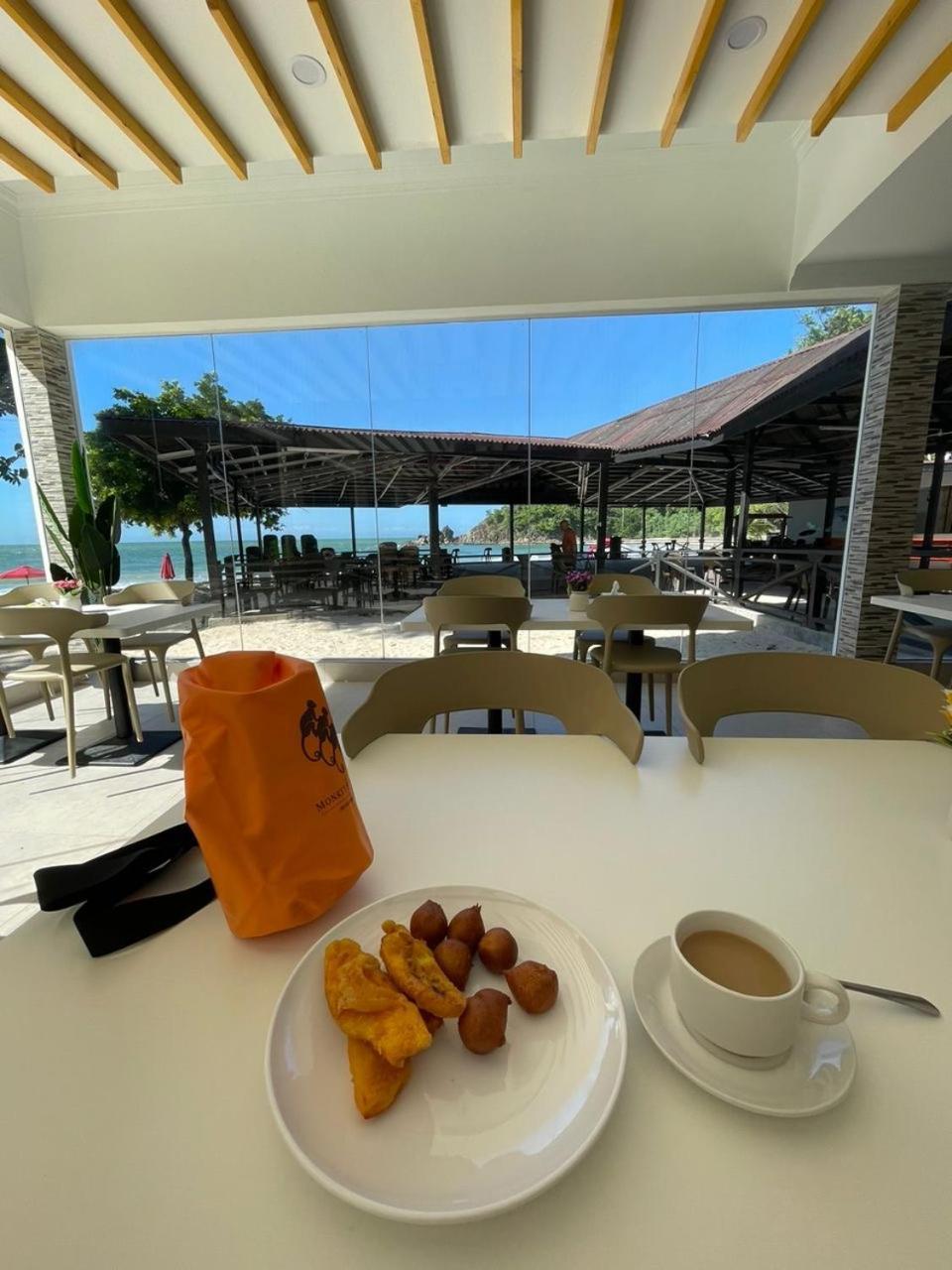 Dolphin Bay Island Resort Kota Belud 외부 사진